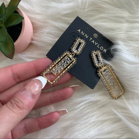 New Ann Taylor Light Gold Beaded Sophisticated Earrings - Picture 2 of 2